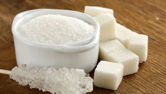 Azúcar blanca en granos y en terrones